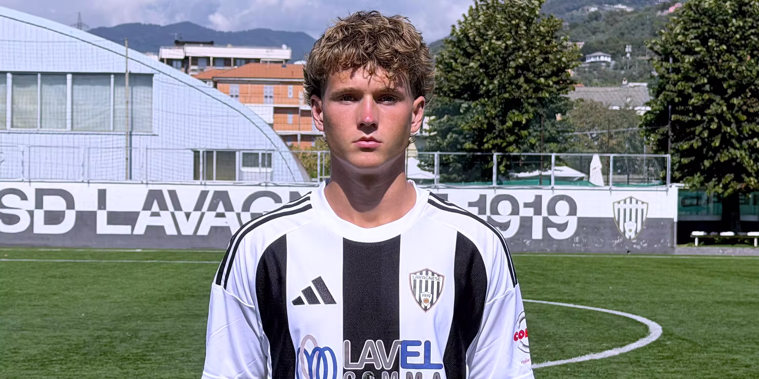 Max Harris firma con la Lavagnese