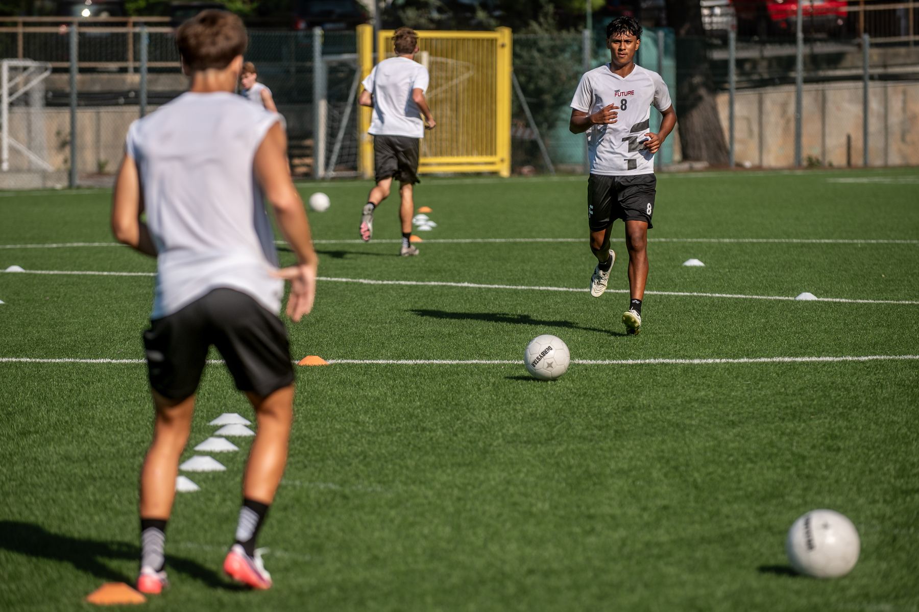 David Loza in allenamento con YWC Future
